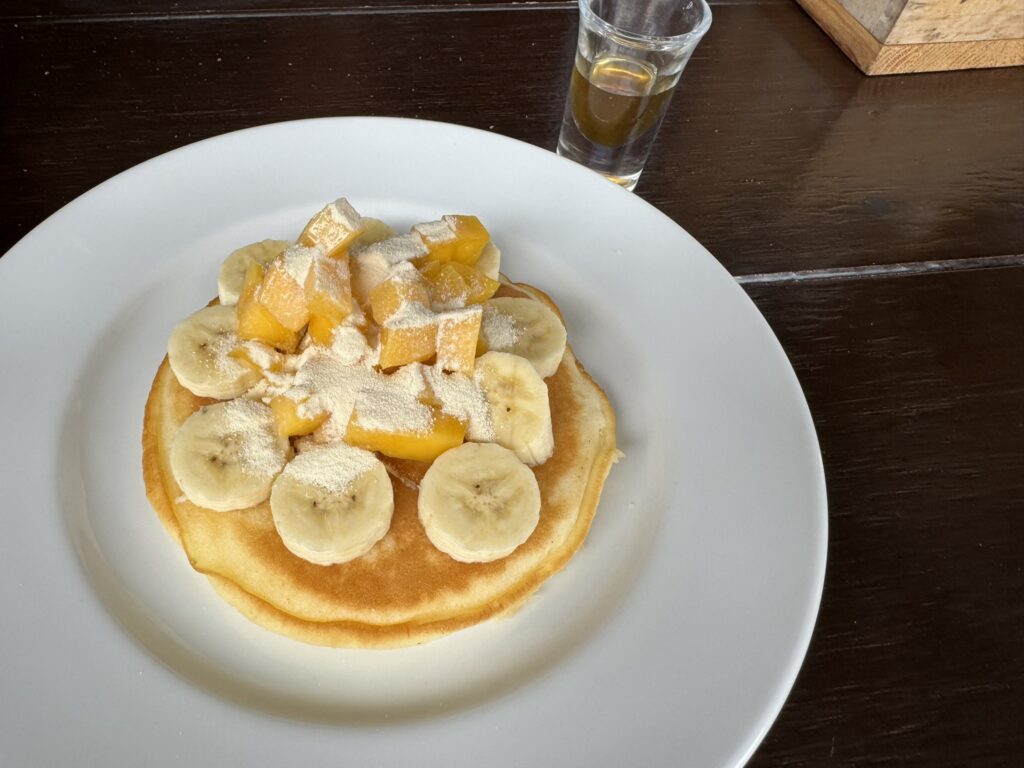 Gezonde verse maaltijden tijdens fitnessreis