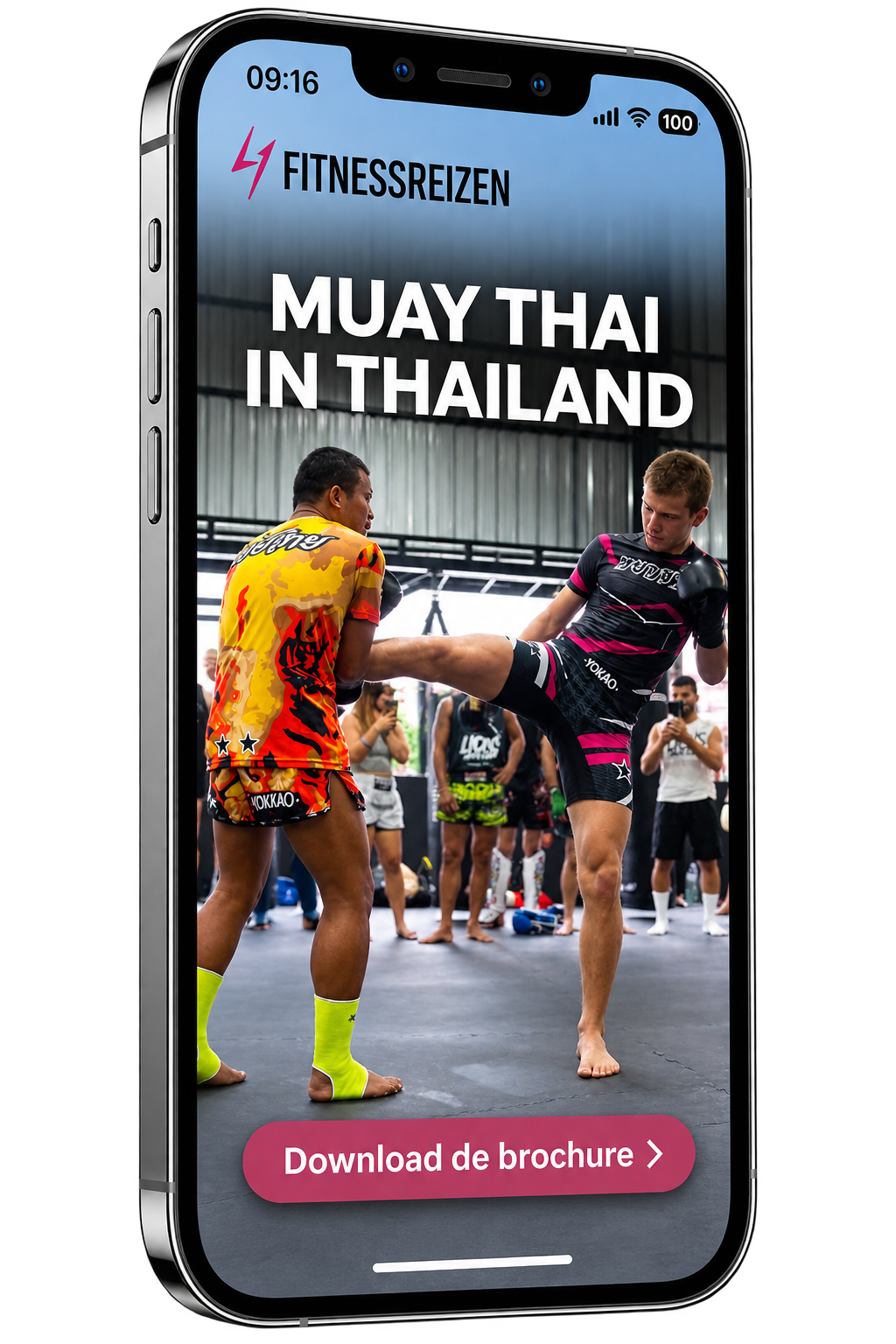 Iphone met muay thai in Phuket Thailand